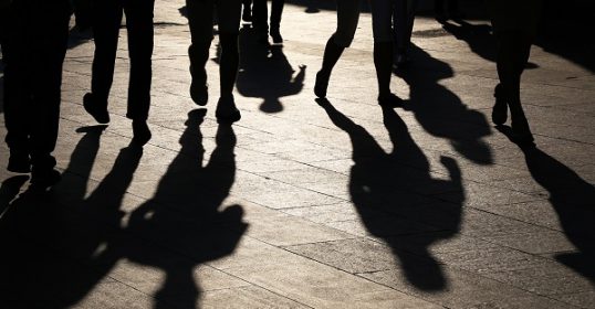 Groepsdruk jongeren - Essaresearch.nl Sheila Adjiembaks